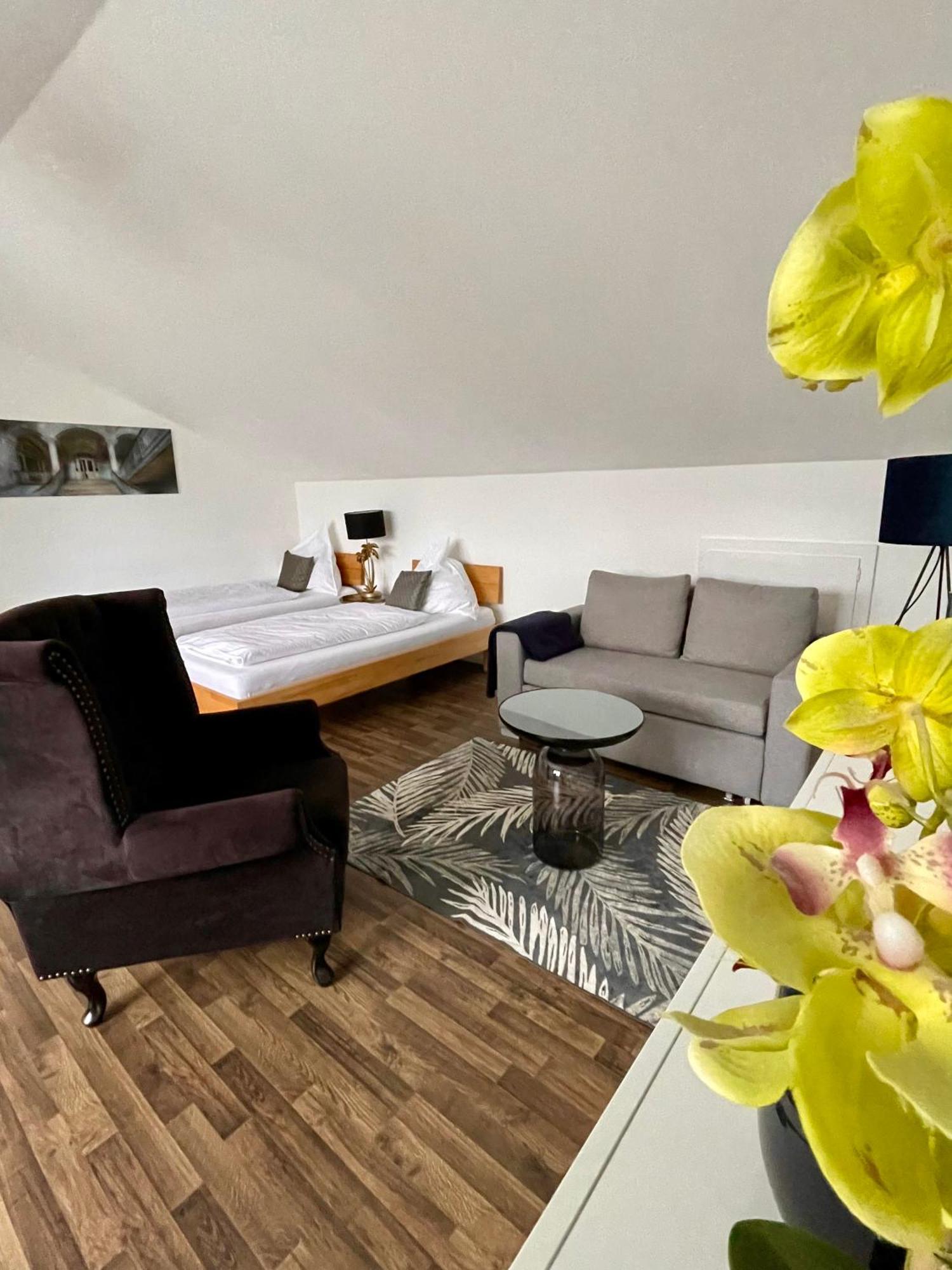 שוואבאך Apartment Living מראה חיצוני תמונה
